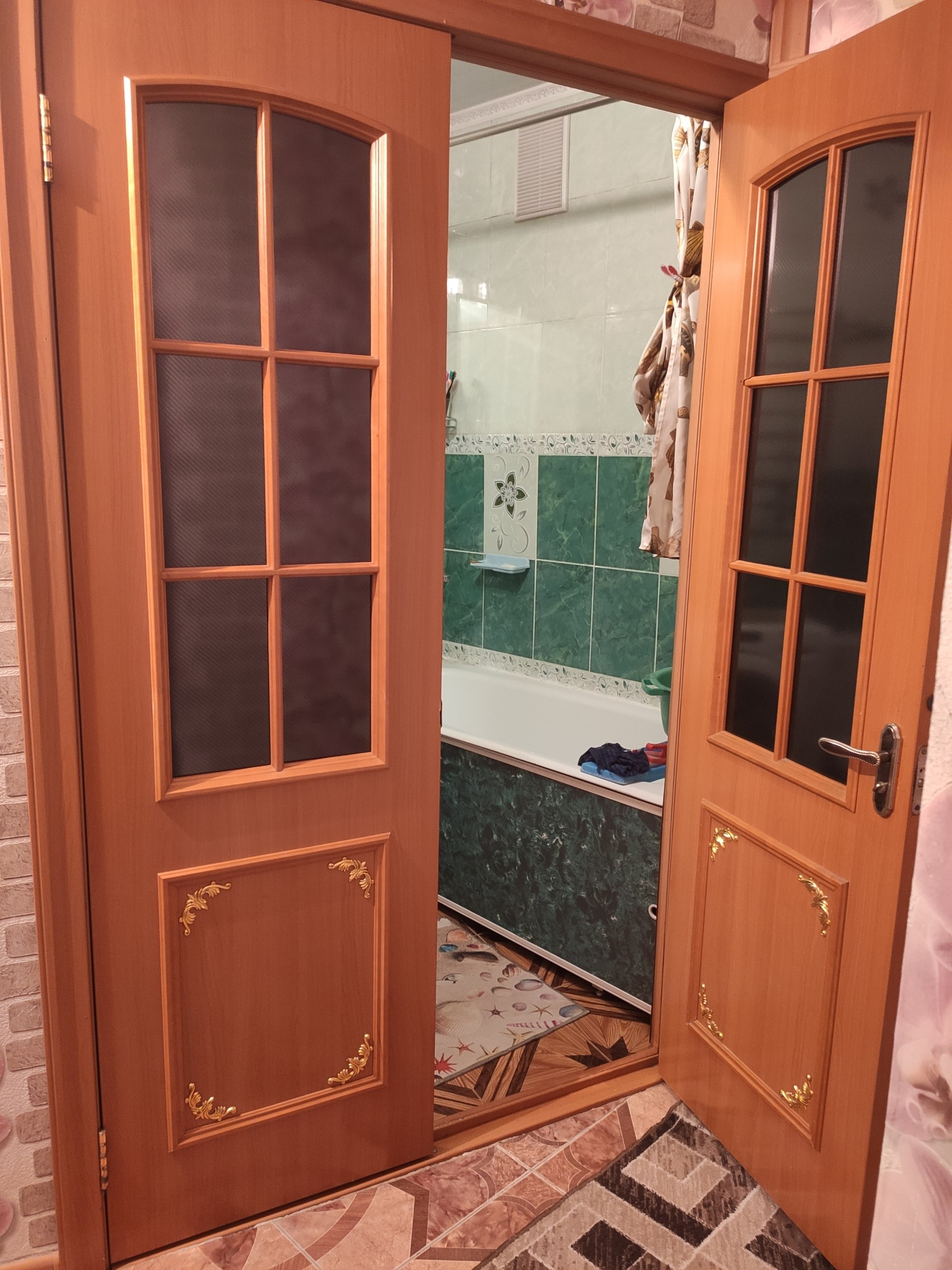 Продается 2-х комнатная квартира, в благоустроенном, безопасном и комфортном районе города