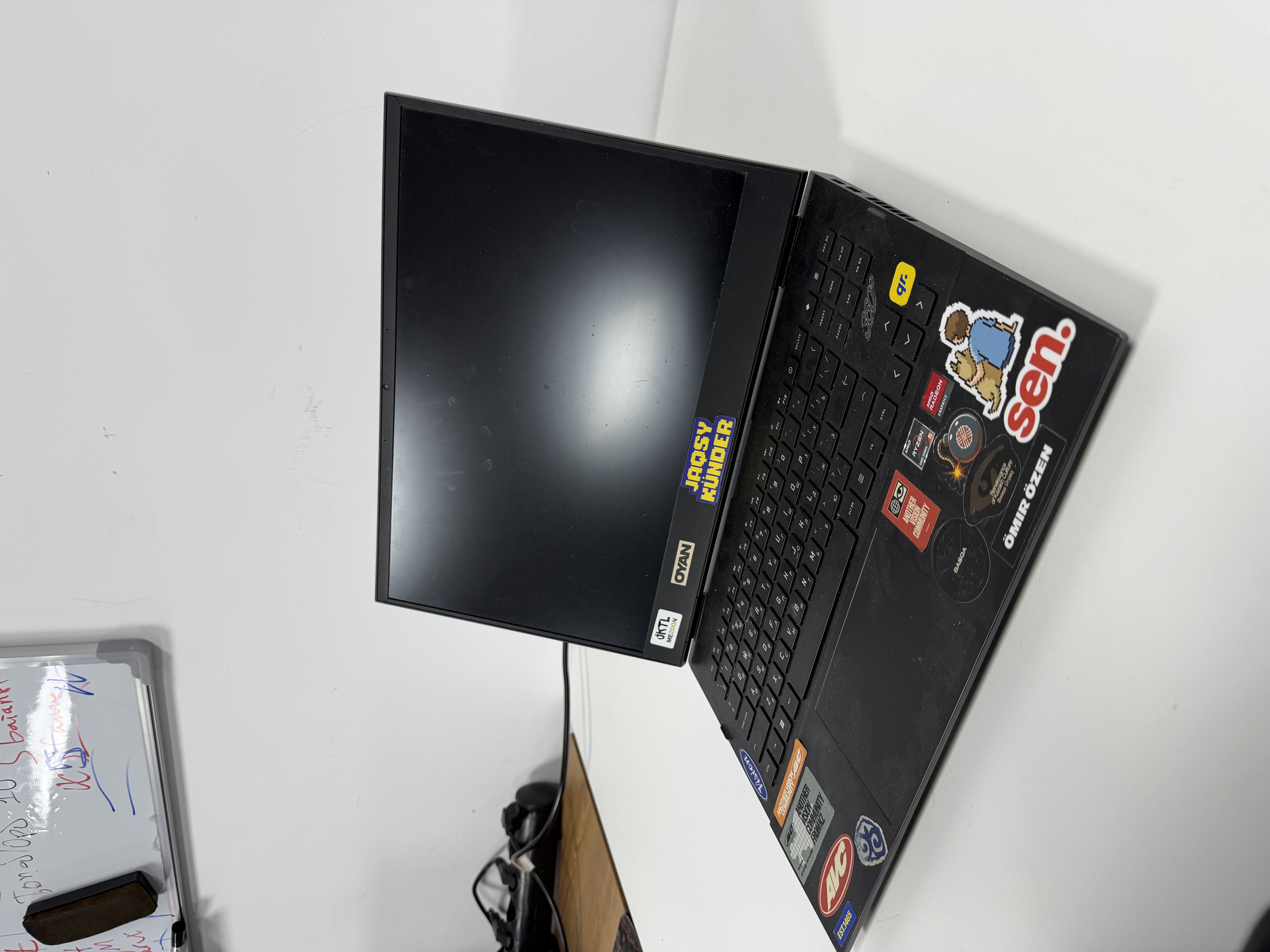 Продаю Ноутбук HP Omen 16-c0033ur